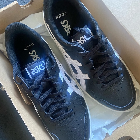 New with Tags ASICS Japan S Sneakers | Black & white leather | W 9 M 7.5 EU 40.5 - Picture 4 of 10